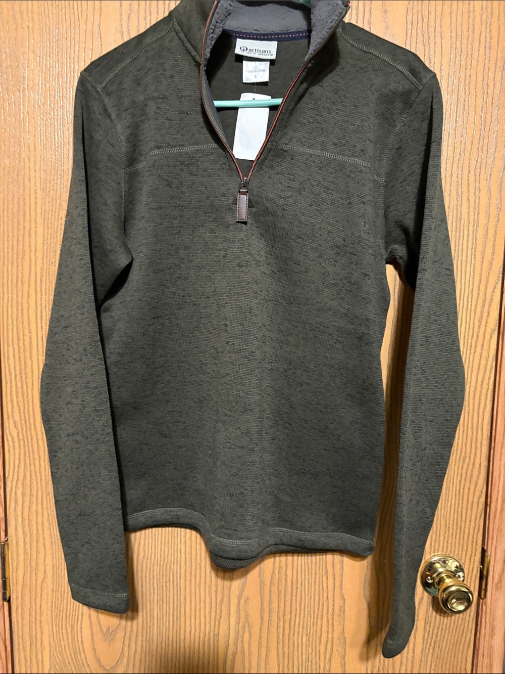Artisan Men's Zip Mock Collar Sweater in Olive